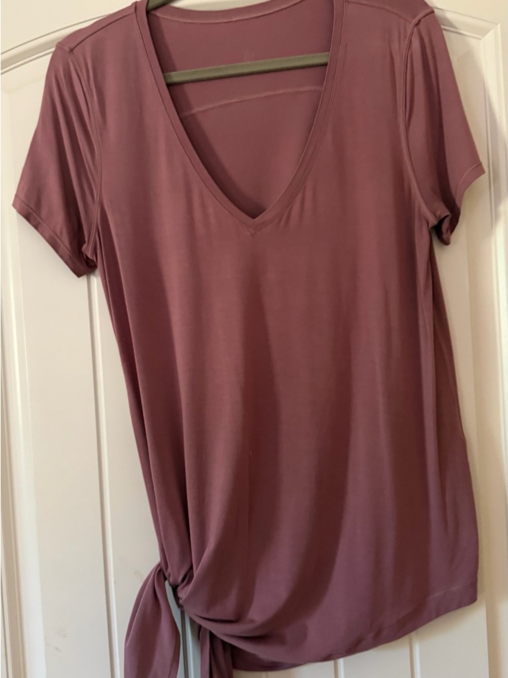 lululemon athletica Dusty Mauve V-Neck Short Sleeve Tie-Hem Top